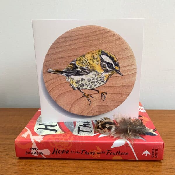 Tiny Goldcrest on wood Greetings Card - Image 3