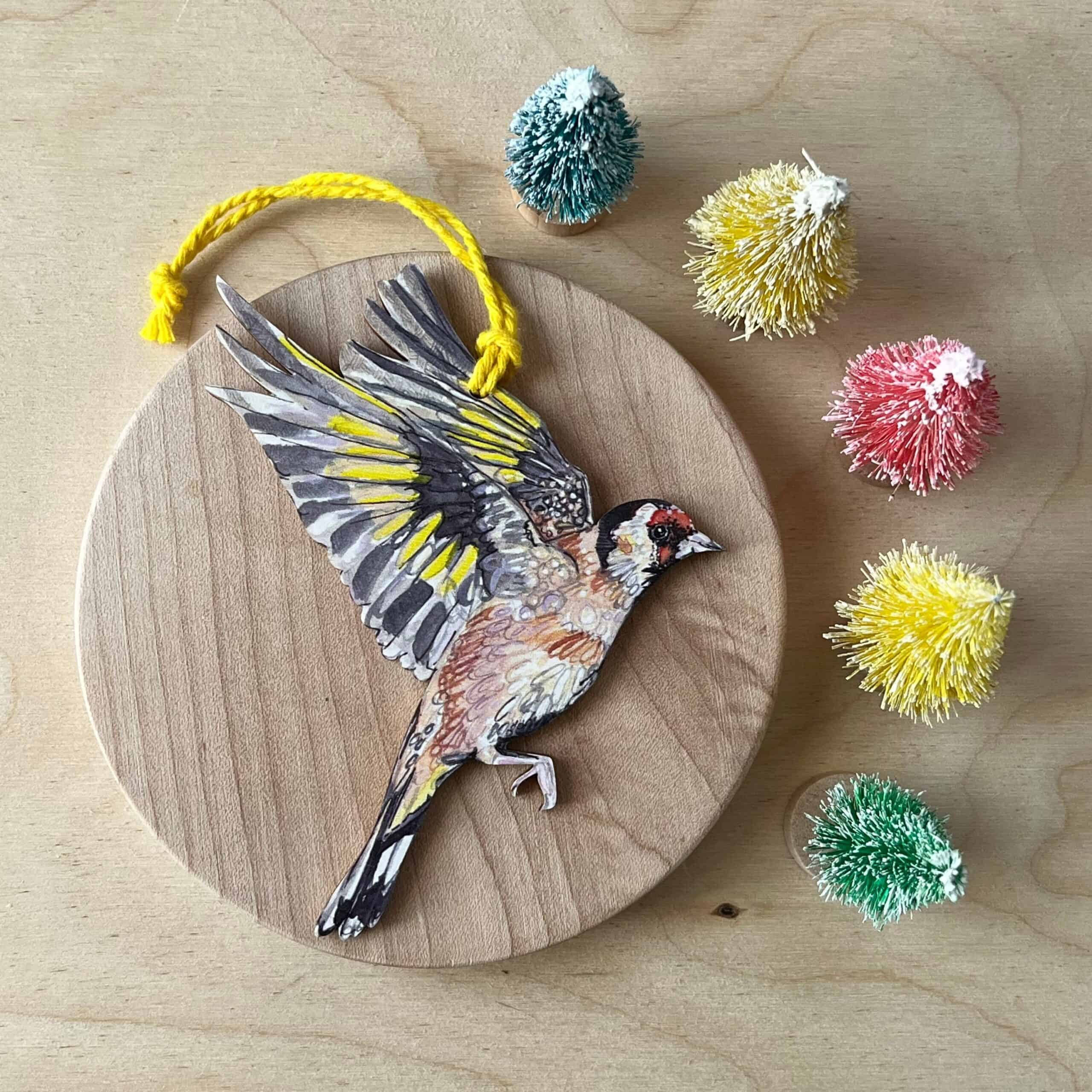 JOYOUS GOLDFINCH Birdie In Flight Decoration - Image 4