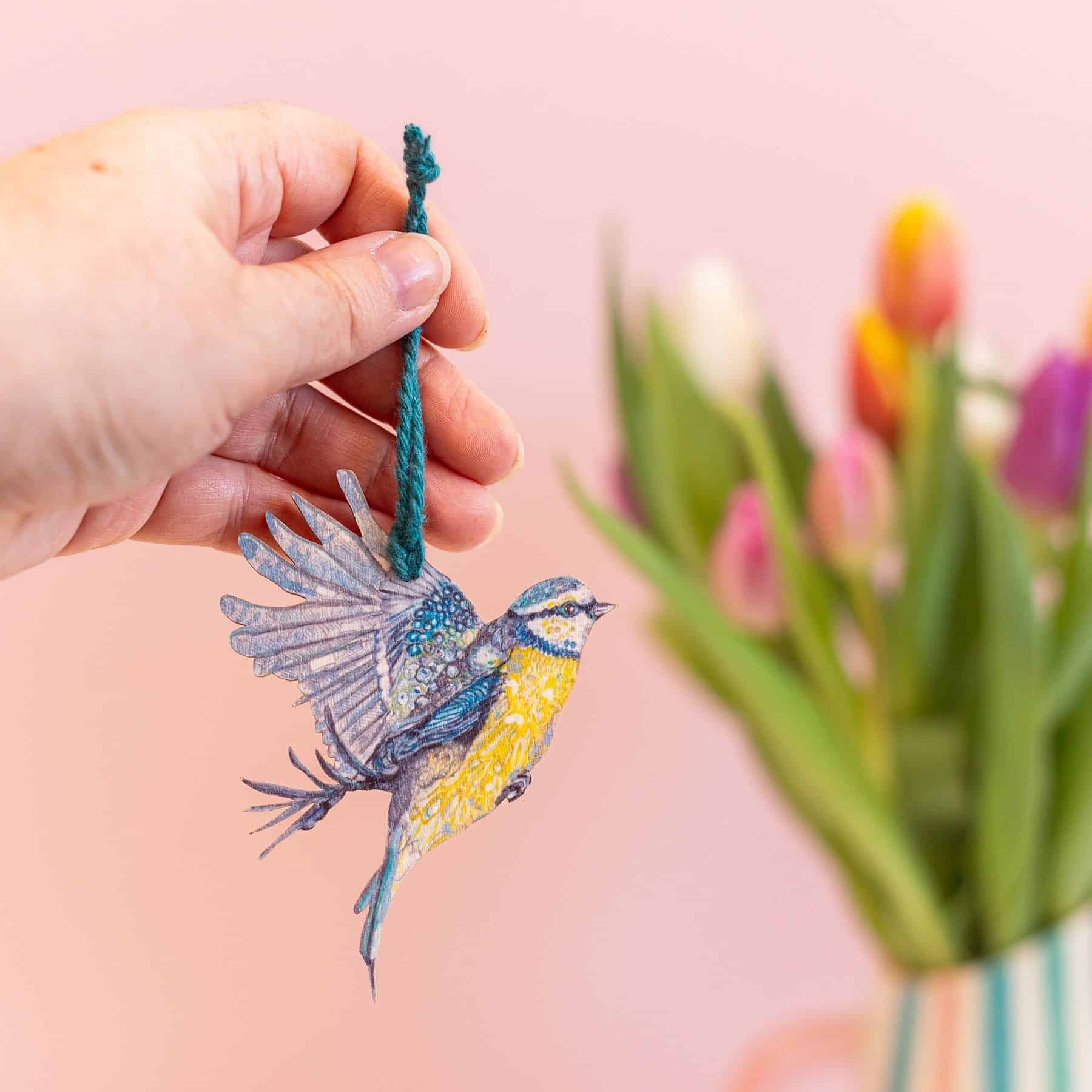 BLUETIT Of PEACE Birdie In Flight Decoration - Image 3