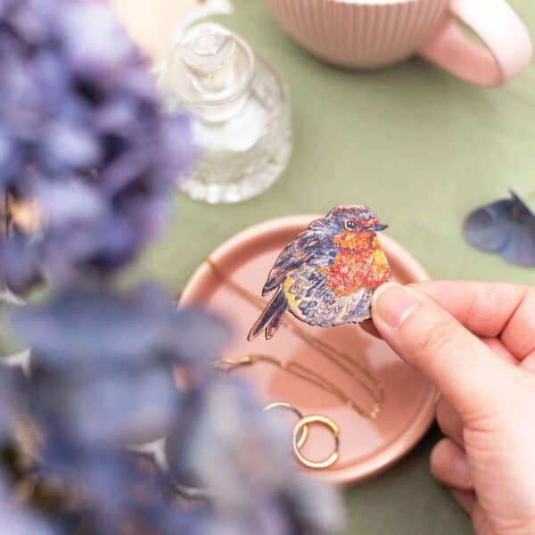 Blushing Robin Brooch - Image 2