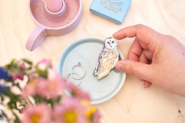 Wide Eyed Wonder (Barn Owl) Brooch - Image 4